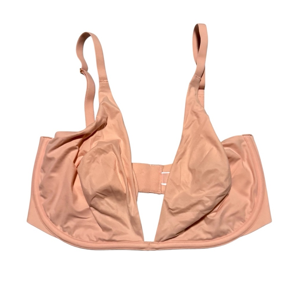 Victoria's Secret Blush Pink Incredible Unlined Plunge Underwire Bra Size 32DDD - Picture 2 of 10